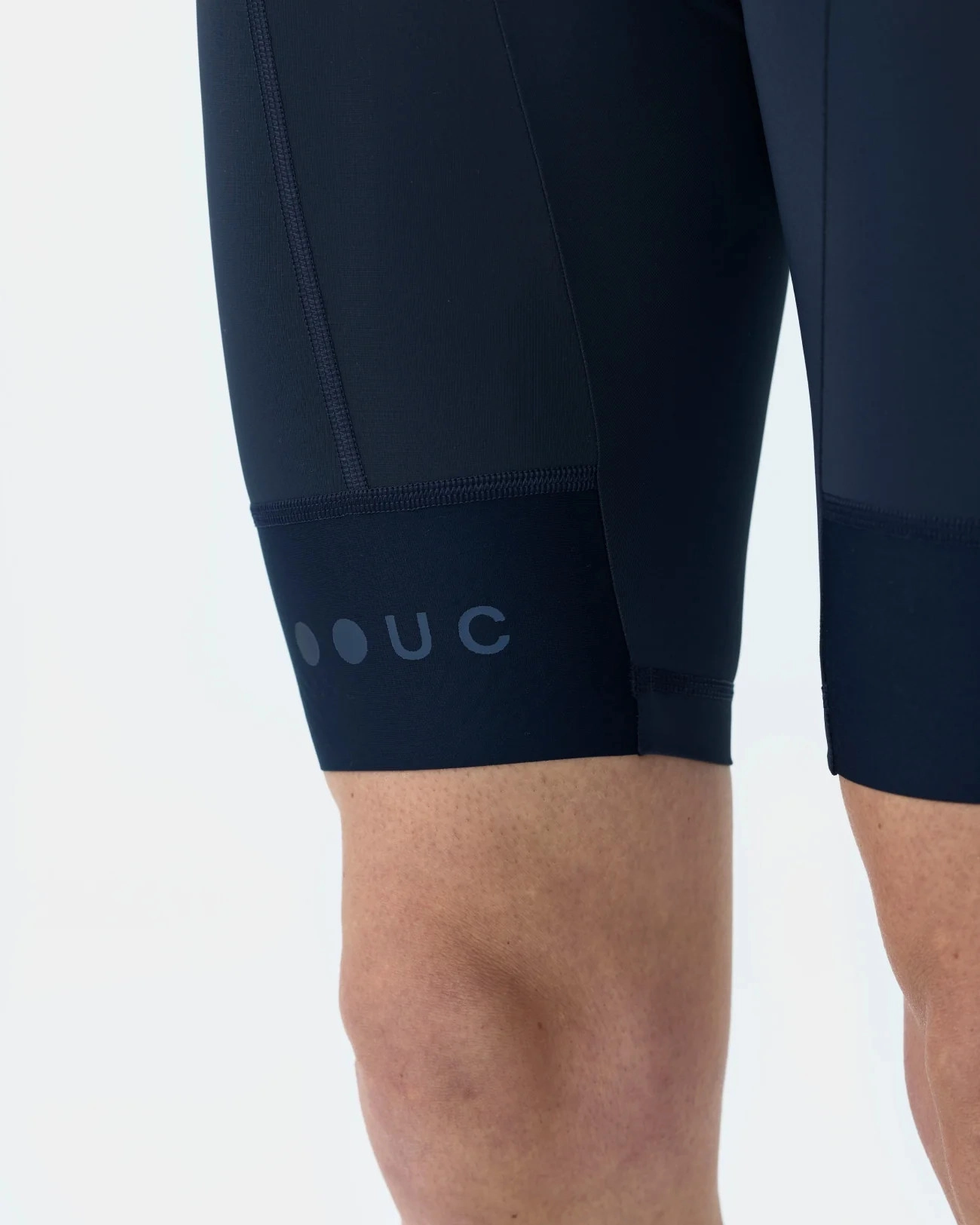 Mono Bib Short